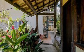 Apartamento Simples em Ilhabela